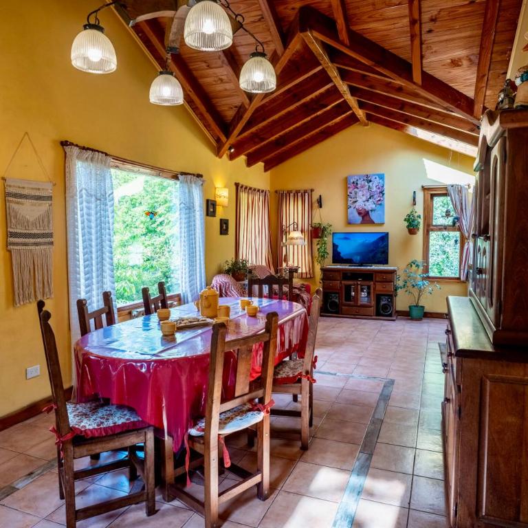 Casa Familiar Amplia y Cálida Costa de Lago - Casa de 3 dormitorios - 10