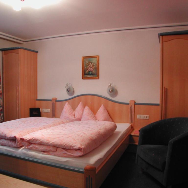 Frühstückspension Tannenhof - Doppelzimmer mit Balkon - 2