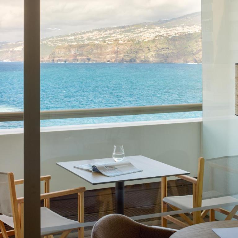 Meliá Costa Atlantis Tenerife - Habitación Familiar Superior con vistas frontales al mar - 5