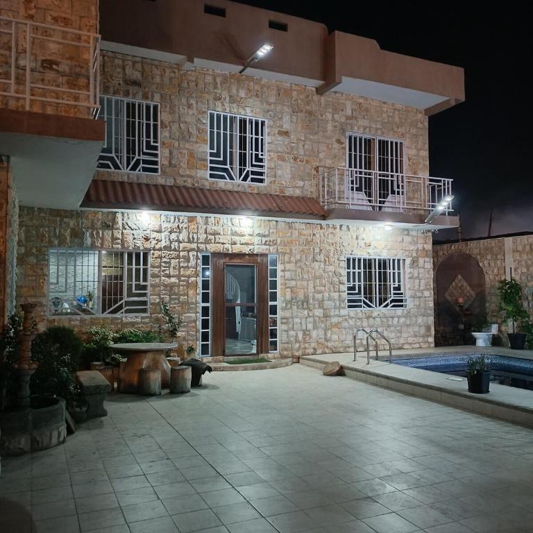Casa Amplia con Piscina Privada para Grupos - Five-Bedroom House - 15