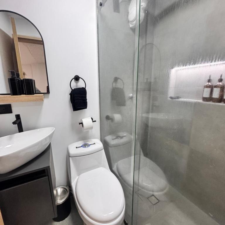 Suite Moderno y Acogedora con Ubicación Ideal de un solo ambiente - Two-Bedroom Apartment - 3