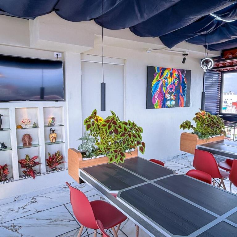 Departamento VIP a 3 Min del Estadio - Rooftop - Servicio - Two-Bedroom Apartment - 4