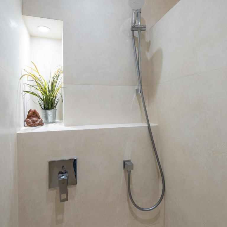 "Le Zen" by EnjoyNice, central spacious apartment with Airco, beach at 10 min - Appartement « Le Zen » - 16