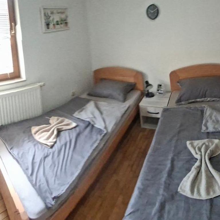 Exotic Nature Hostel - Dvokrevetna Soba s Bračnim Krevetom s Pogledom na Vrt - 3