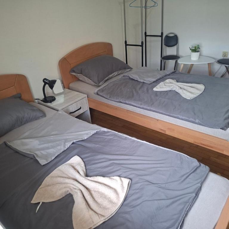 Exotic Nature Hostel - Dvokrevetna Soba s Bračnim Krevetom s Pogledom na Vrt - 5