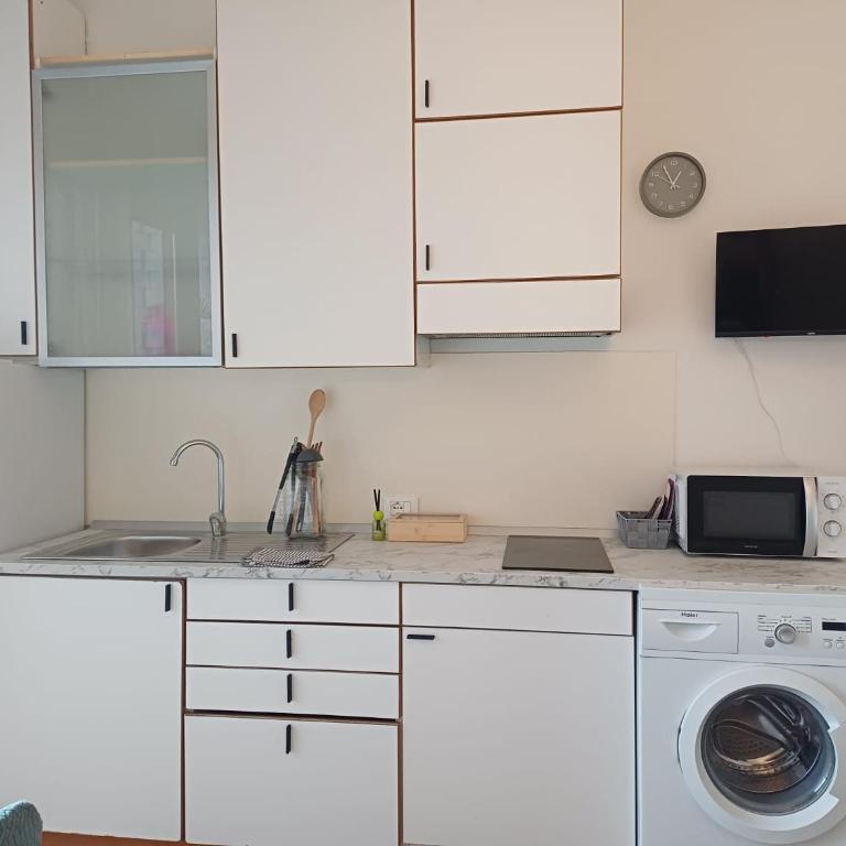 Ormea Pop - One-Bedroom Apartment - 9