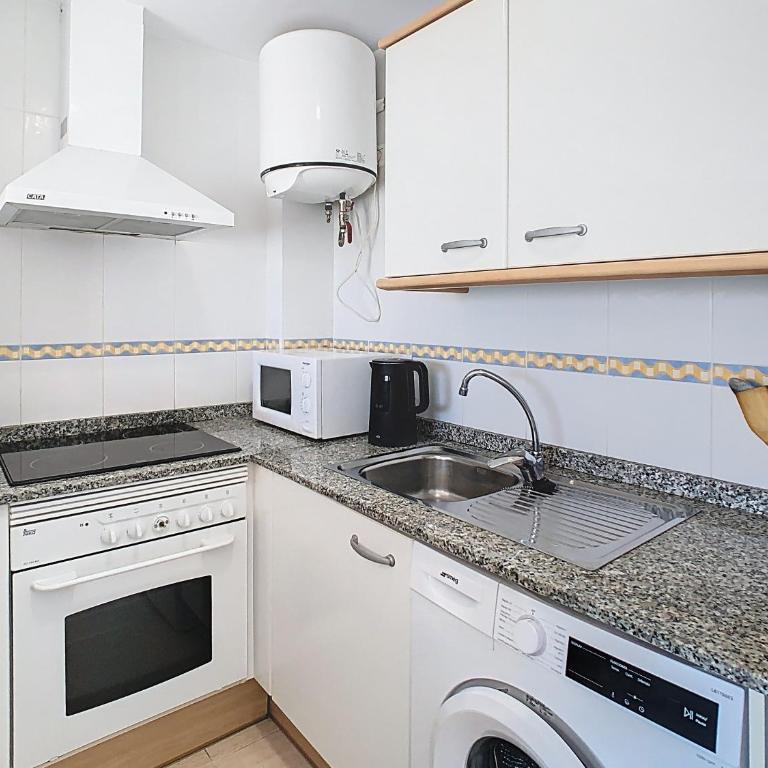 Two-bedroom Penthouse Apartment Next to the Sea - Apartamento de 2 dormitorios - 22