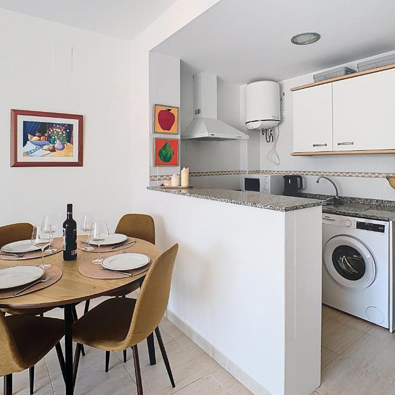 Two-bedroom Penthouse Apartment Next to the Sea - Apartamento de 2 dormitorios - 26