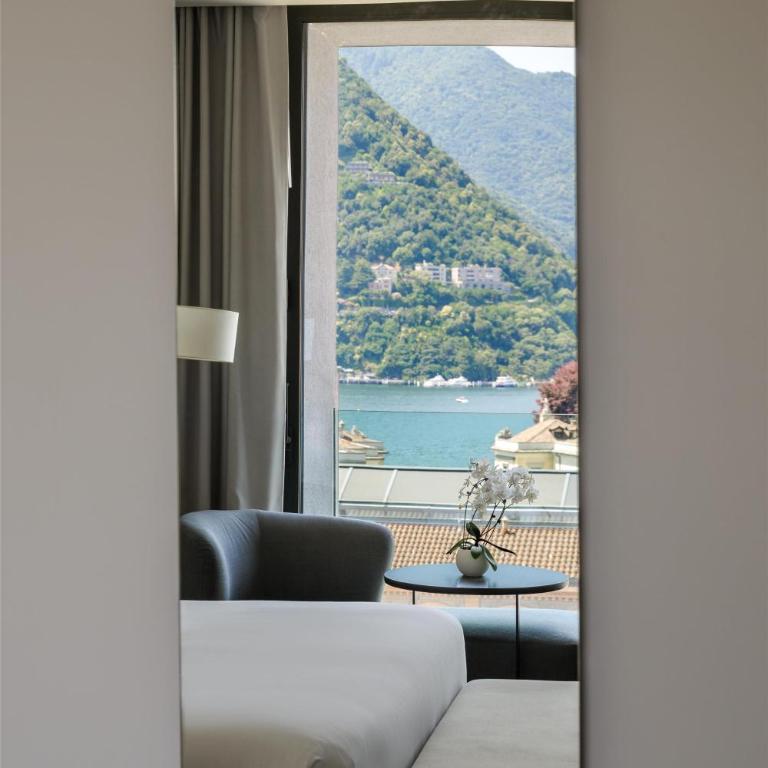 Hilton Lake Como - Camera King Premium con Vista Lago - 3