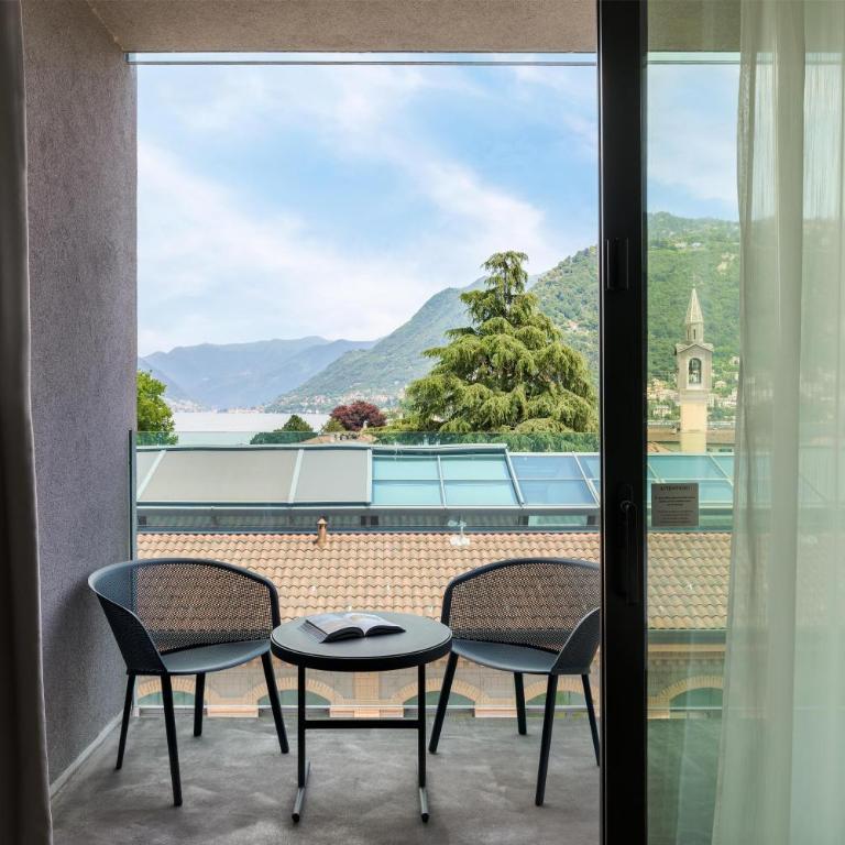 Hilton Lake Como - Suite con Balcone e Vista Lago - 4