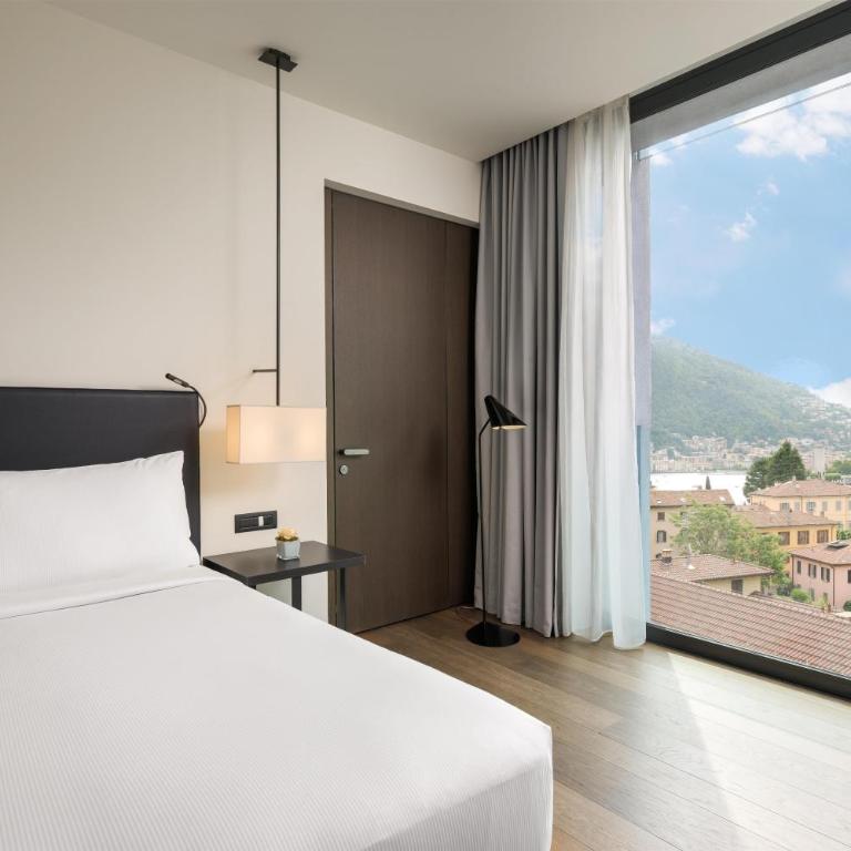Hilton Lake Como - Camera King Deluxe con Vista Città - 8