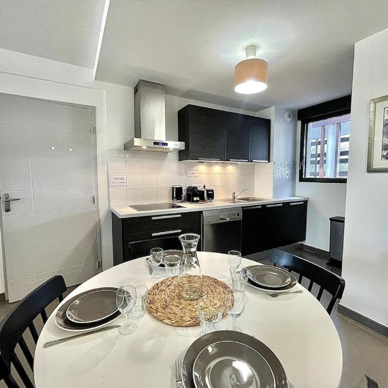 La Terrasse du Golf, Apparement avec piscine, wifi, parking - Two-Bedroom Apartment - 3