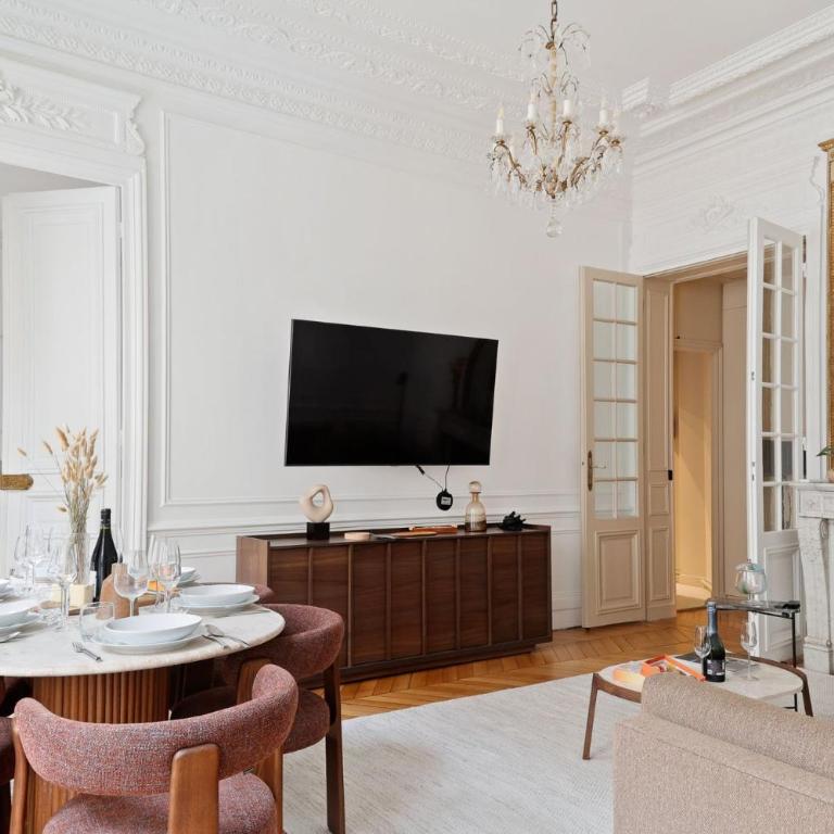 307-Suite Serbie - Superbe Appartement à Paris - Appartement - 3