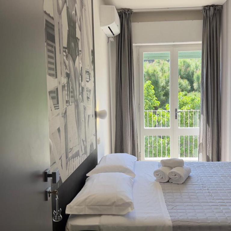 Hotel Hollywood Nuova Gestione 2026 - Double Room with Balcony - 9