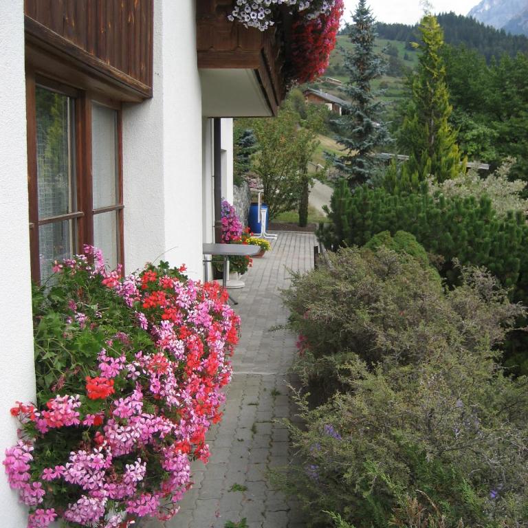 Chasa Plajet - Apartment mit Blick auf die Berge - 17