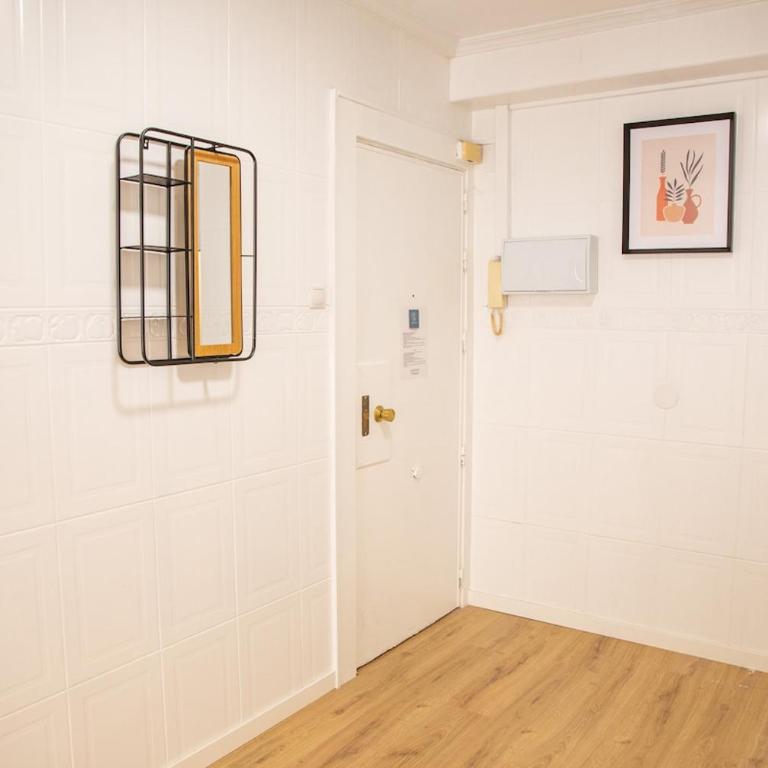 Stylish 2BR Apt I 2 min Station I Walk to Center - Apartamento de 2 dormitorios - 24