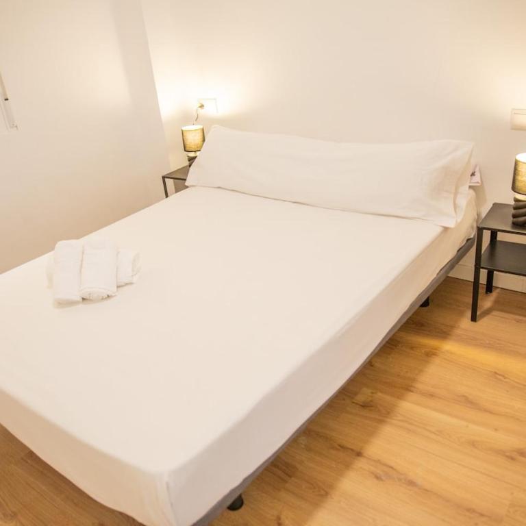 Stylish 2BR Apt I 2 min Station I Walk to Center - Apartamento de 2 dormitorios - 30