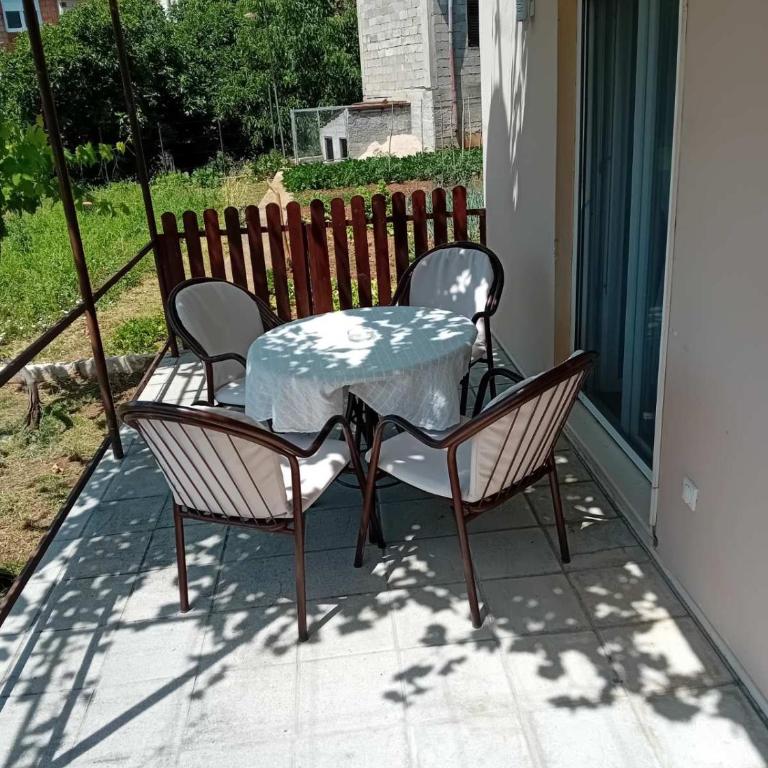 Apartman Radović - Apartman sa 2 Spavaće Sobe - 1