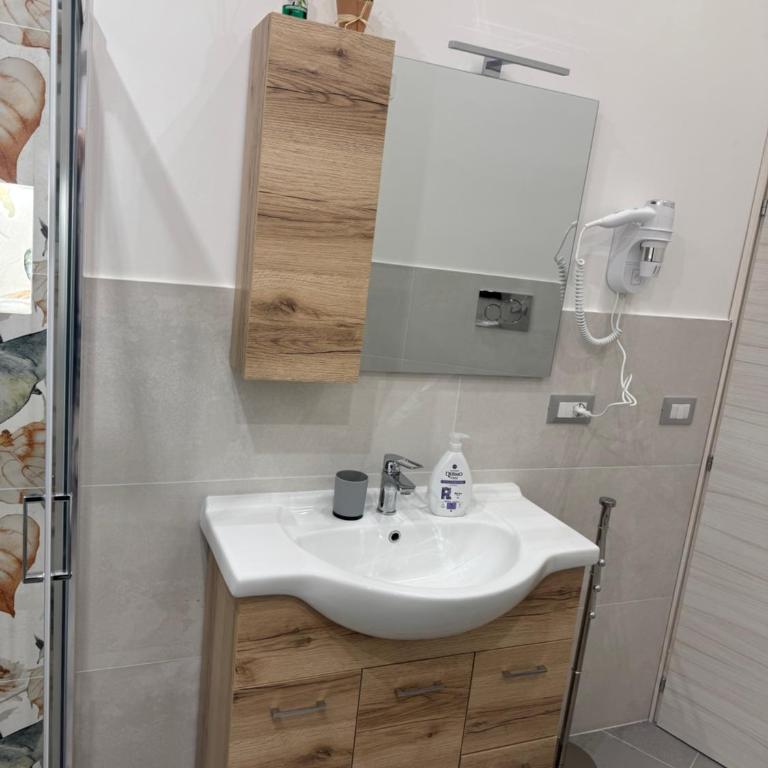 Suite Rindone - One-Bedroom Apartment - 18