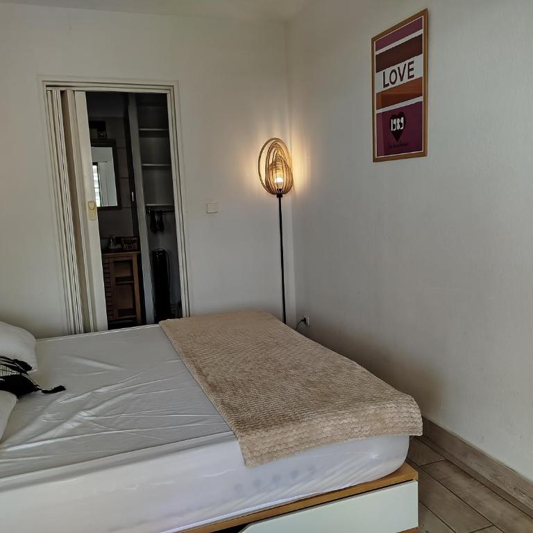 Coup de cœur pour ce cosy T2 avec vue imprenable sur la mer - 4GSUD101 - Appartement - Vue sur Mer - 4