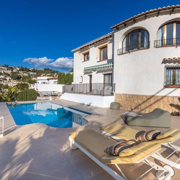 Villa Costa Azzurra by Abahana Villas - Villa - 8