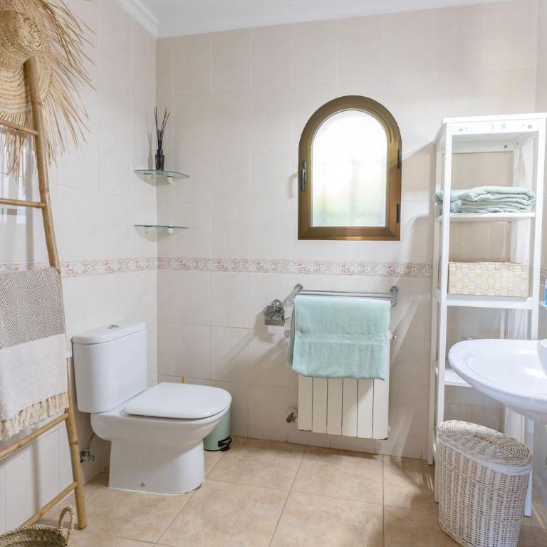 Villa Costa Azzurra by Abahana Villas - Villa - 21