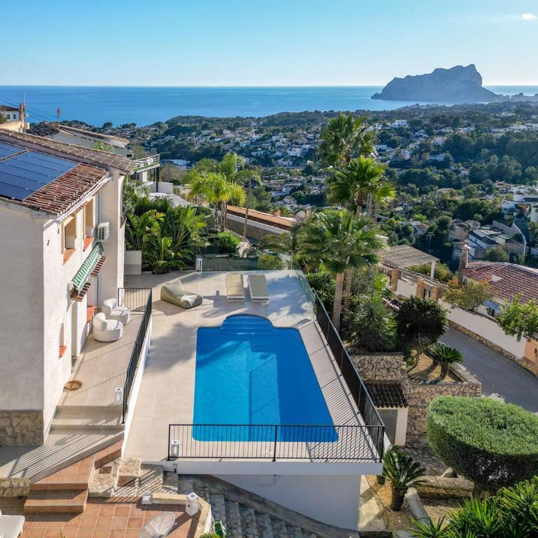 Villa Costa Azzurra by Abahana Villas - Villa - 24