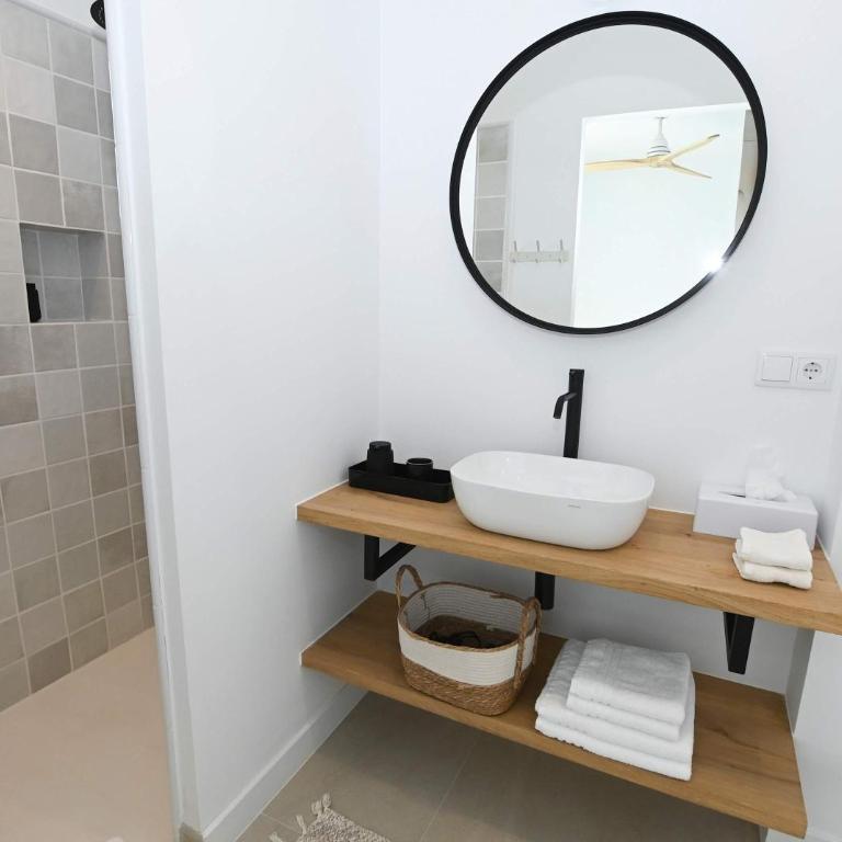 Luxury 4BR Villa - Ensuite Bath- Pool - La fustera - Villa - 20