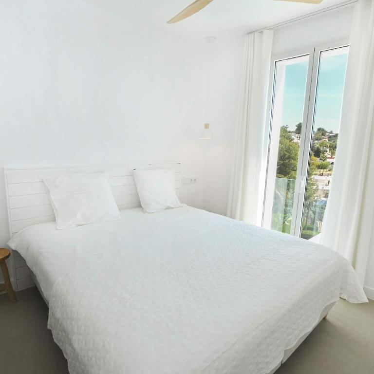Luxury 4BR Villa - Ensuite Bath- Pool - La fustera - Villa - 29