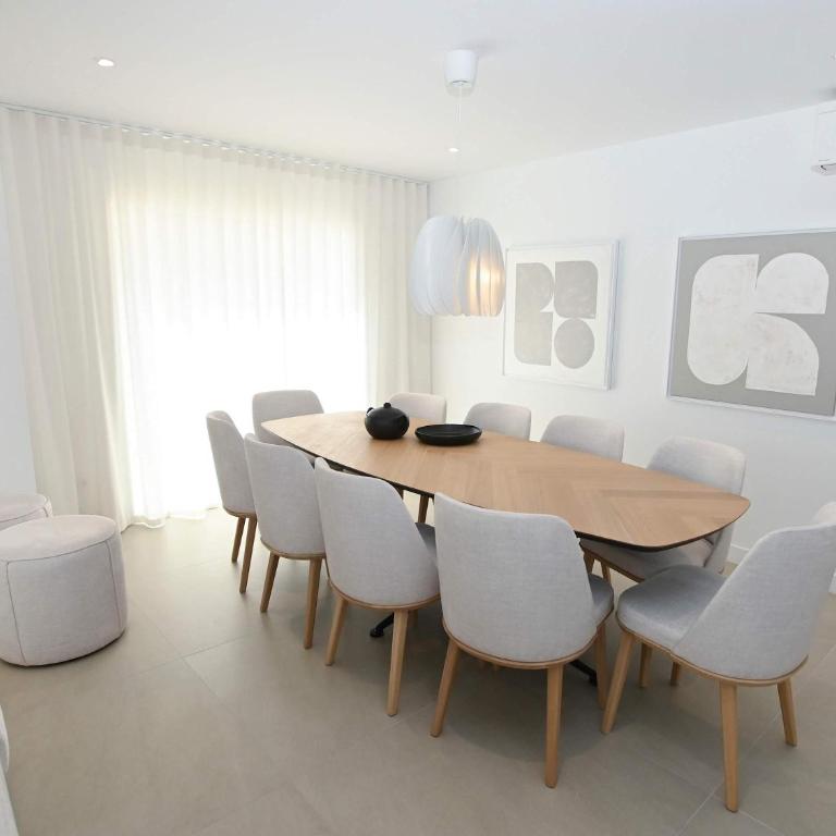 Luxury 4BR Villa - Ensuite Bath- Pool - La fustera - Villa - 33
