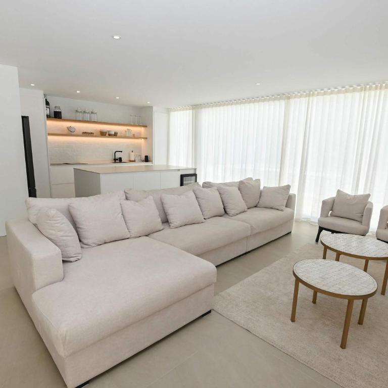Luxury 4BR Villa - Ensuite Bath- Pool - La fustera - Villa - 52