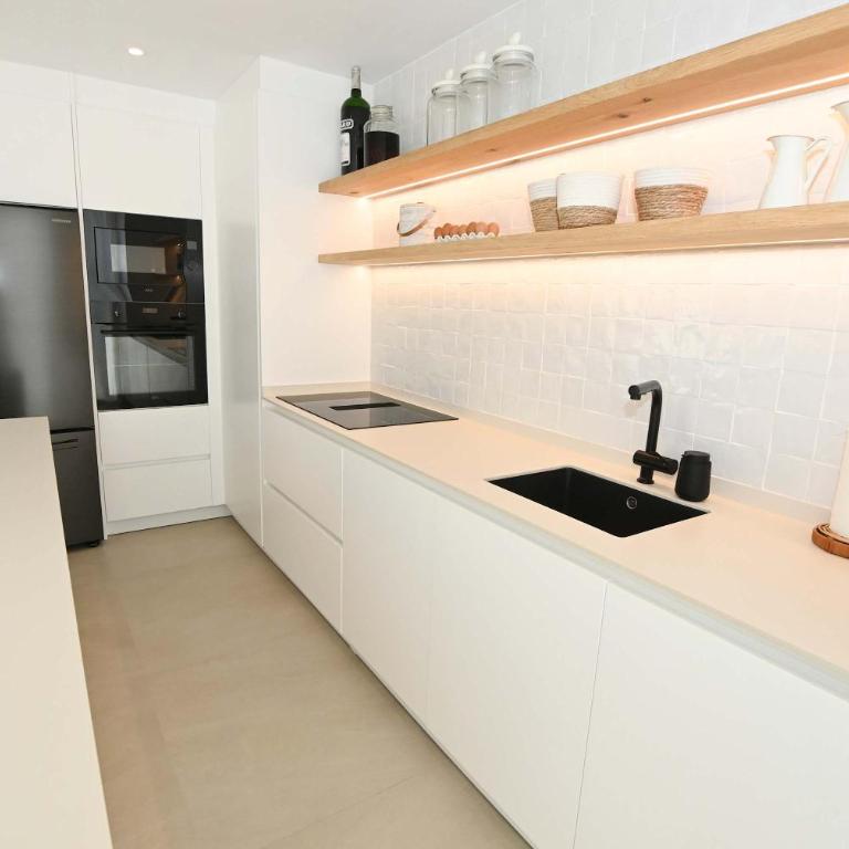 Luxury 4BR Villa - Ensuite Bath- Pool - La fustera - Villa - 53