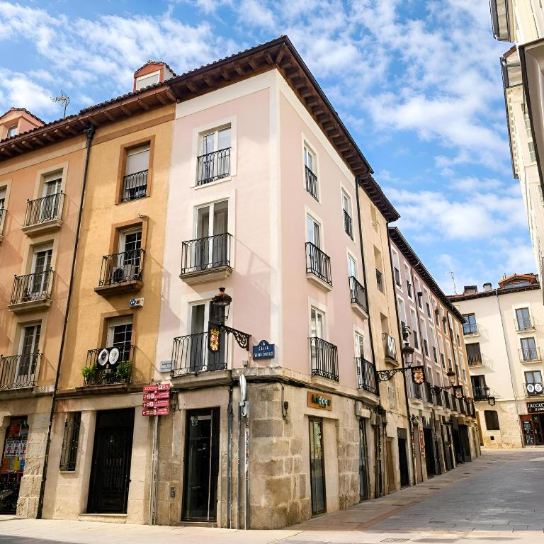 Buhardilla con encanto en el Corazón del Casco Histórico de Burgos - Apartamento de 1 dormitorio - 13