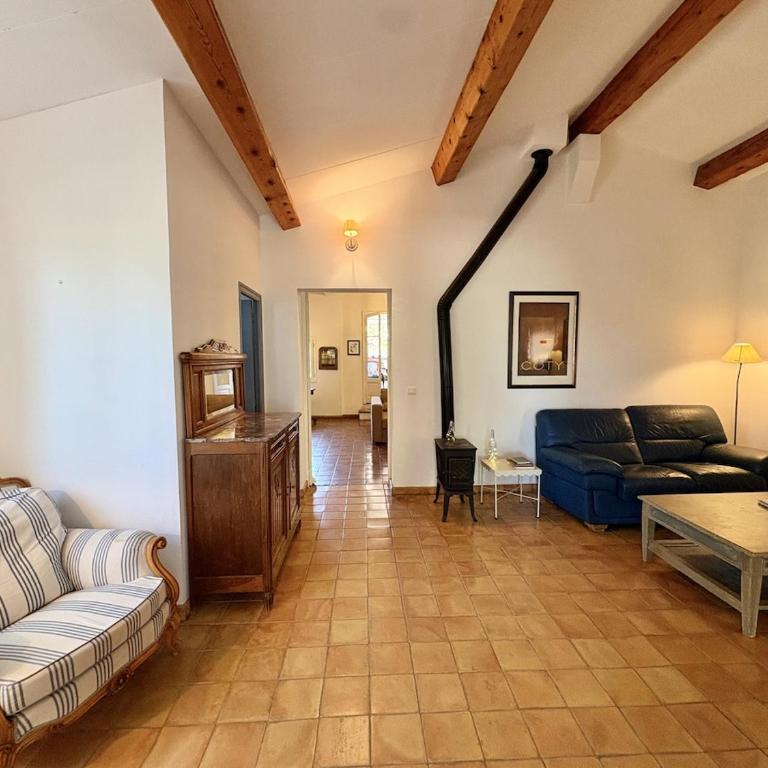 Appartement T3 chez l'apiculteur, piscine, parking, pétanque - Appartement 2 Chambres - 11