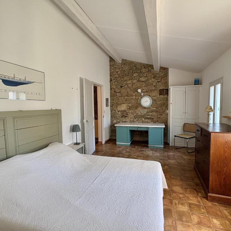 Appartement T3 chez l'apiculteur, piscine, parking, pétanque - Appartement 2 Chambres - 28