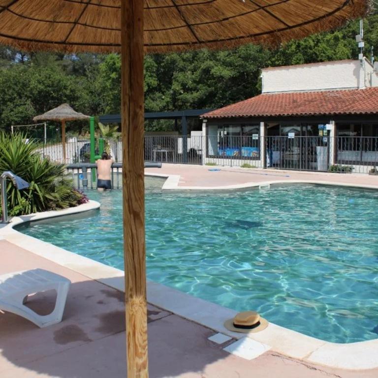 ZEcamping 3 à 4km de la plage piscine chiens acceptés jacuzzi - Mobile Home - 6