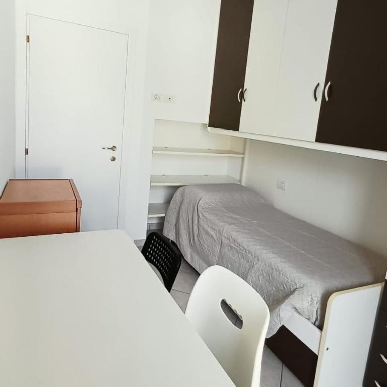 Dimora Giulia Sea View - Three-Bedroom Apartment with Balcony - 33