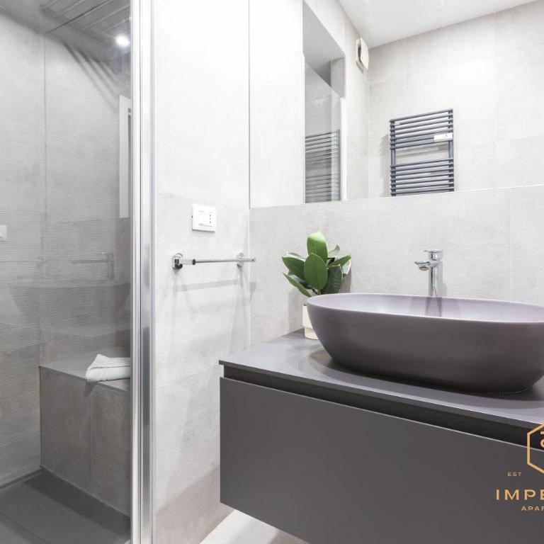 Tiburtina Flat - Skyline View, 500mt to Tiburtina Station, Luxury Design - Appartamento con 2 Camere da Letto - 45