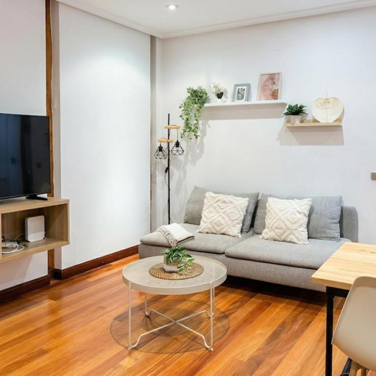 Exyca Homes Gran Vía - One-Bedroom Apartment - 1
