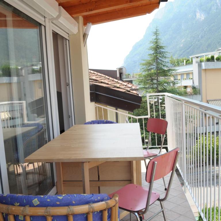 Linden Apartment - Appartamento con 2 Camere da Letto e Balcone - 1