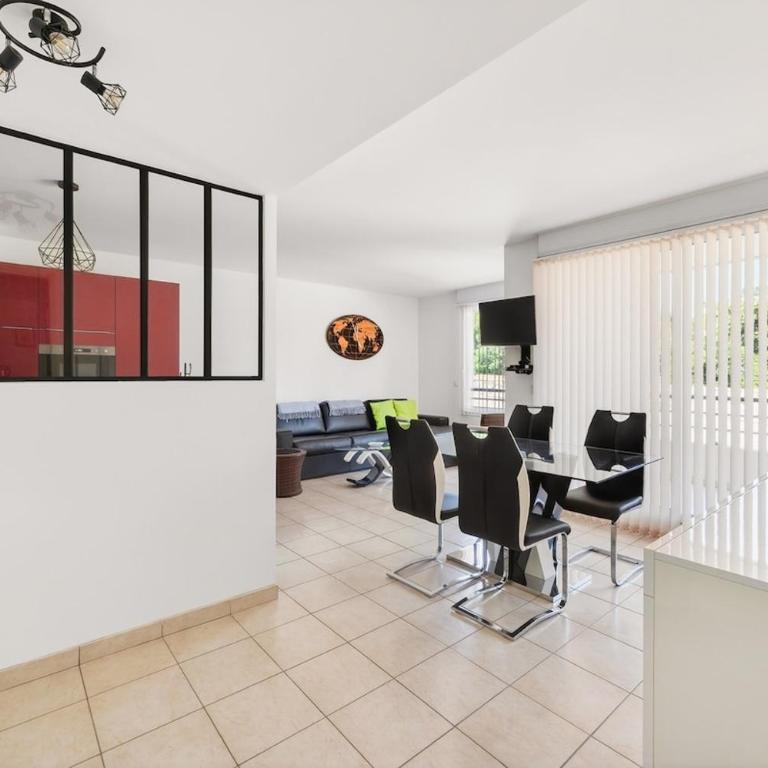 T3 moderne avec balcon & accès rapide à la plage - Appartement 2 Chambres - 14