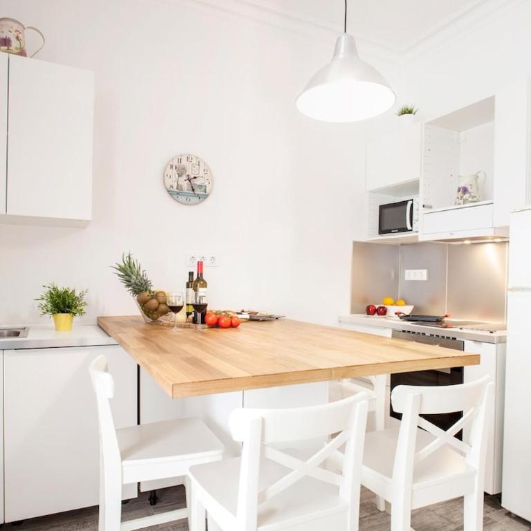 Gracia Lovely Apartment 233S - Two-Bedroom Apartment - 24