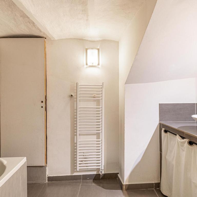 Cannes Guest House - Apartment mit 3 Schlafzimmern - 6