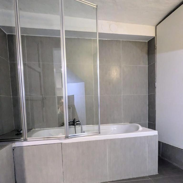 Cannes Guest House - Apartment mit 3 Schlafzimmern - 8