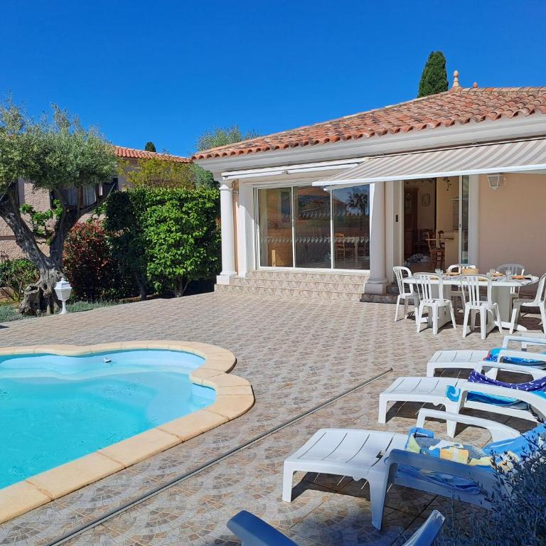 Maison 3 chambres avec piscine à 5 min à pied de la plage - Maison 3 Chambres - 6