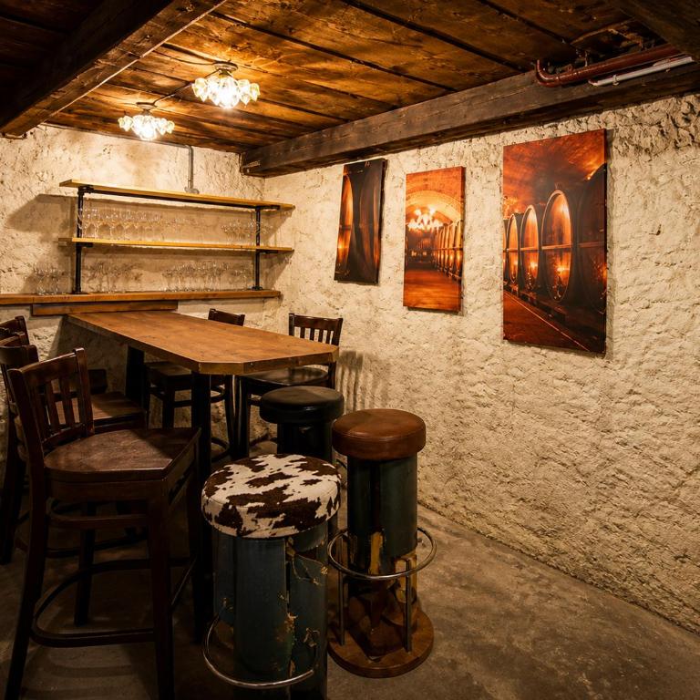 CROWN LIVING Holiday Home "Zum Klettersteig" Bürs, up to 18 guests - Sauna - Climbing Wall - Ski & Bike Storage - Highspeed Wifi - Free Parking - Casa con 6 Camere da Letto - 30