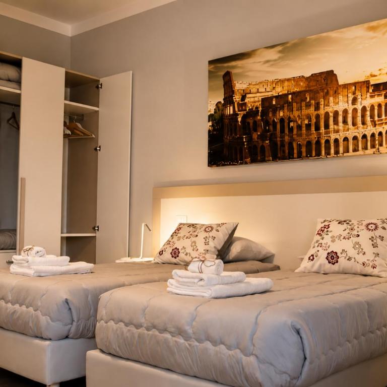 Vatican Luxury Roma Vaticano - Two-Bedroom Deluxe Apartment with Balcony - 10