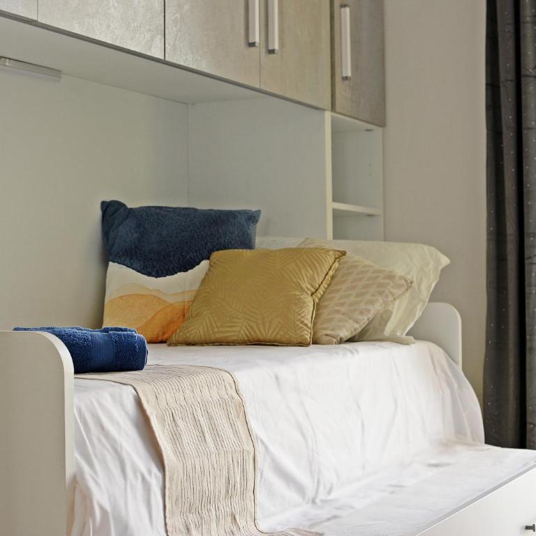 Sofia's House - Two-Bedroom Apartment - 9