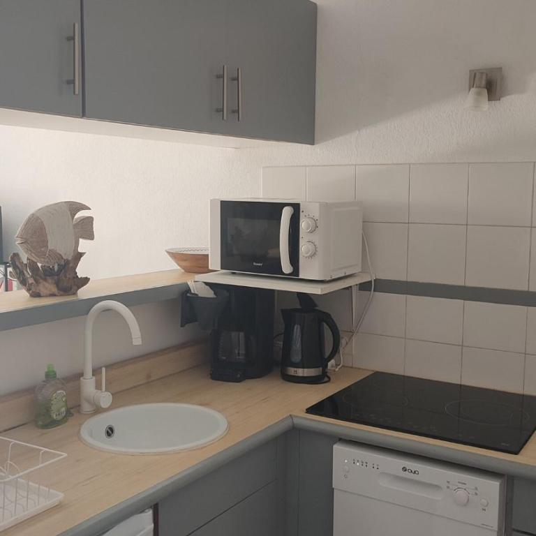 Petit paradis en bord de mer avec terrasse privée - Apartment mit 2 Schlafzimmern - 9