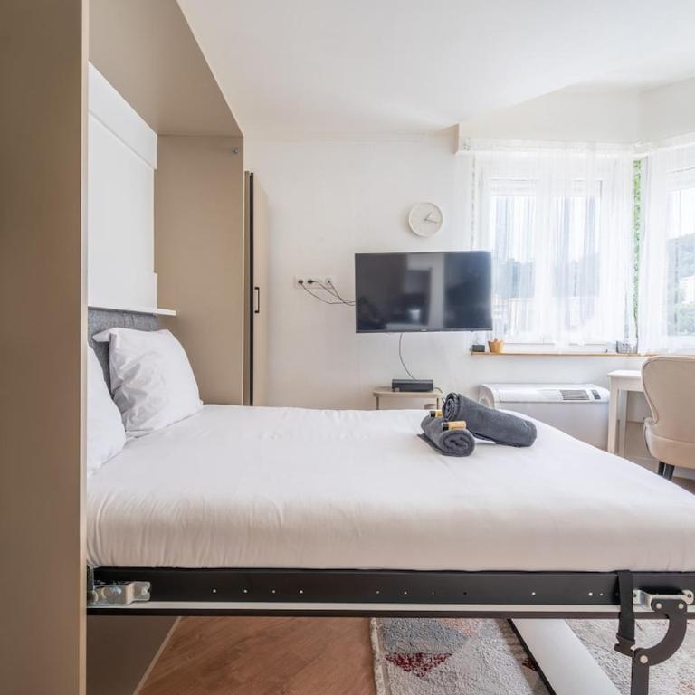 Chateauneuf - Apartment - 8